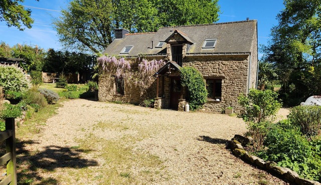 Maison Dragonnet, Charme et Originalité, au Calme, à 20 min des Plages