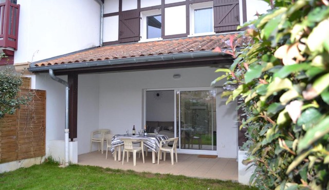 Maison Lore Mendi Amotz