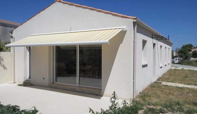 Maison neuve dans Saintes avec terrasse et jardin
