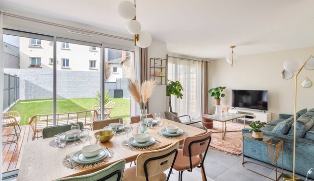 Maison Twin Sister - Five Bedroom House, Sleeps 10