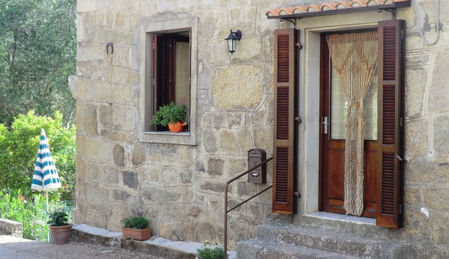 Maison Typique Dans un Village Corse
