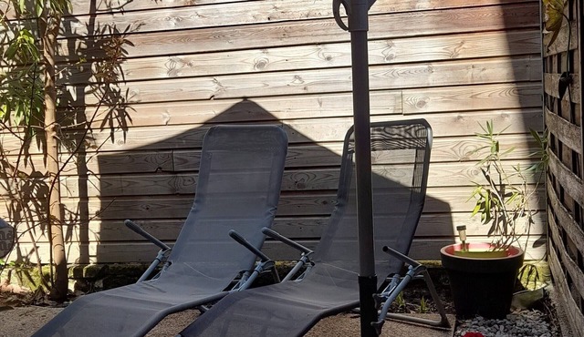 Maisonnette 2/4p private courtyard, QUIET. 200m from the spa. 10 min from ROYAN beaches!