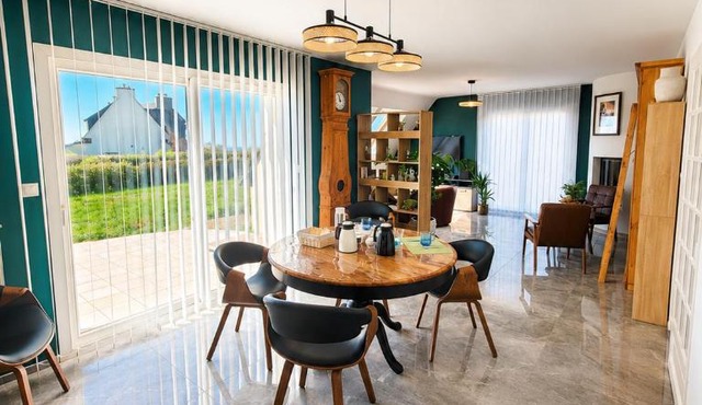 MARYPRATJOULOU Chambres d'hôtes- salle de bain privative- spacieux calme- GR34- Front de mer- Petit déjeuner compris PAIEMENT SUR PLACE UNIQUEMENT, ESPECES ,CB ,Chèque