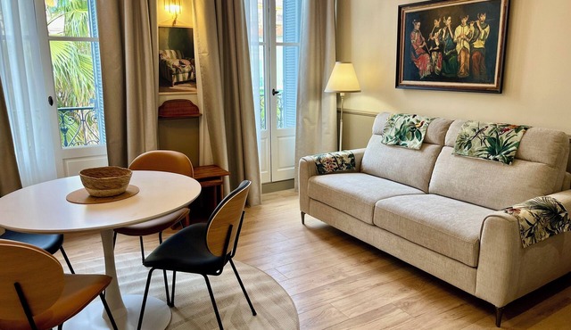 "Mediterranean elegance" in the city center