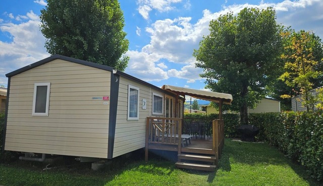 Mobil Home Dans un Camping 4 Étoiles, au Porte du Mont Pilat alt 1400m