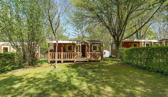 Mobile Home for 4 with Shared Pool, Wi-Fi, Air Conditioning – Périgord Noir