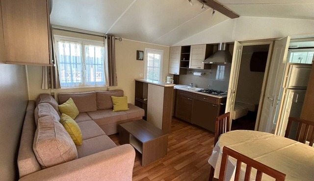 Mobile home with AC - 4 guests