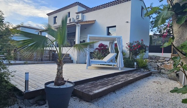 Modern 180m2 air-conditioned villa near Cannes