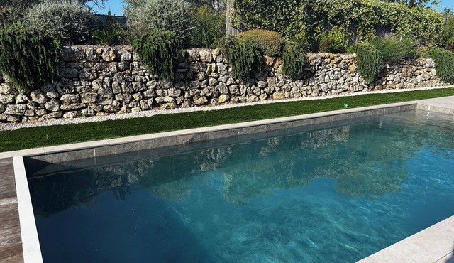 NEW CONTEMPORARY VILLA CÔTE D'AZUR BETWEEN SEA AND LAKE