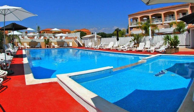 Nice T3 (2 bedrooms) 6 pers. 250m from the SEA with HEATED SWIMMING POOL & TENNIS (3)
