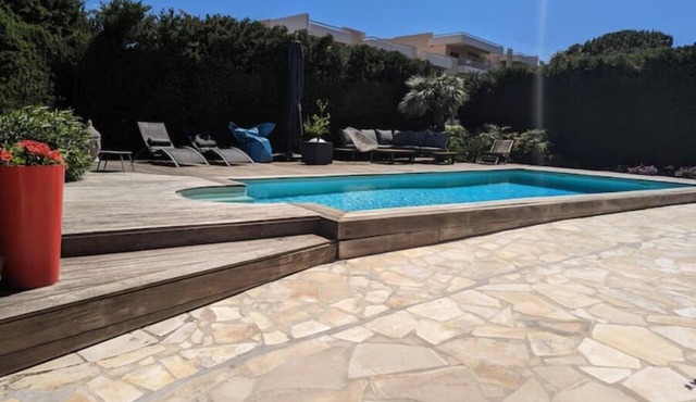 Nice villa with private pool, 5 min walk to the beach - Antibes (French Riviera)