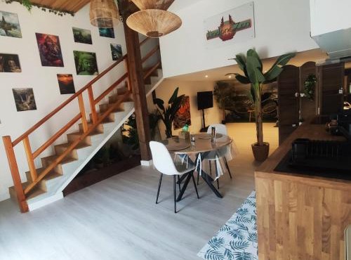 Nid d amour IndoneZen Balneo & table de massage