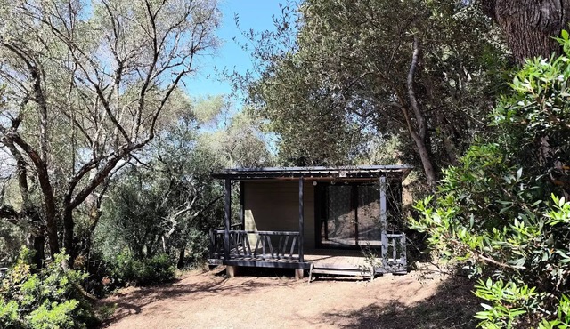 NOUMEA Chalet - 2 bedrooms. 8 chalets (N01 to N08) for 5 people