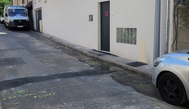 ON A 360M2 PLOT, 1 HOUSE 230M2 FOR 16 PEOPLE