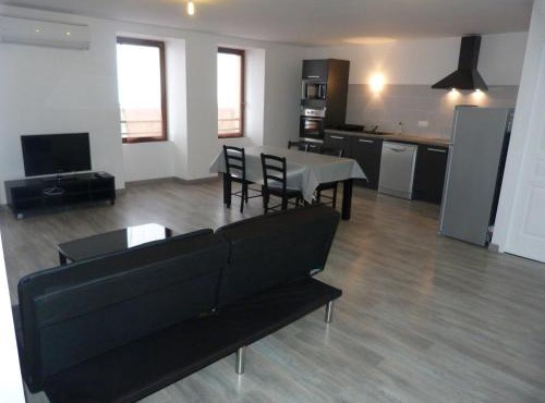 Oustal haut