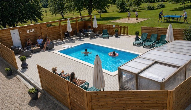Paris Cottage – Elegant stay & pool access – Les Gîtes du Petit Marcel