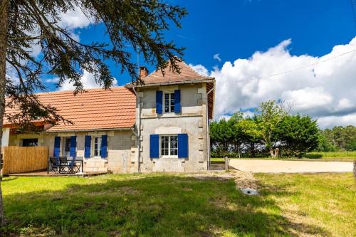 Perigord house with large garden and nature for 6 people