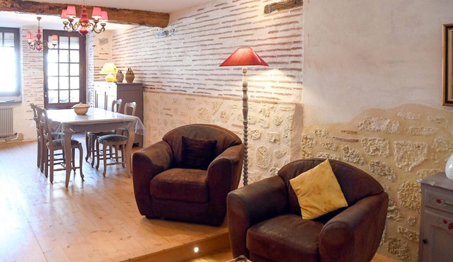 Pet friendly home in Aiguillon with WiFi