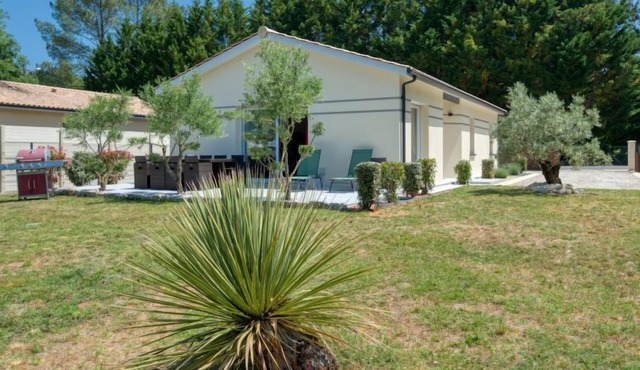Plassan by Interhome