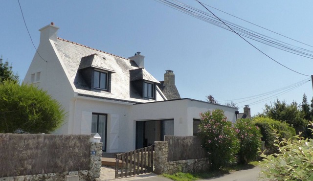 Pleasant holiday home close to the beach