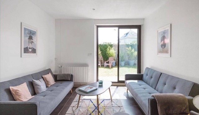 Pretty House of 100 m2 at 300 meters from the beaches with south facing garden