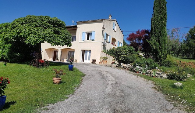 PROPERTY SAINT JEAN