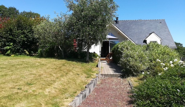 Quiet house, 20 minutes from the beaches and the Gulf of Morbihan