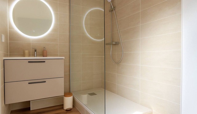 Rennes - 5 rooms, 2 bathrooms - Ideal for groups & professionals