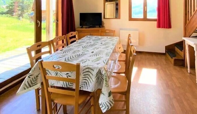 Residence La CrÊte Du Berger - Chalets for 8 People