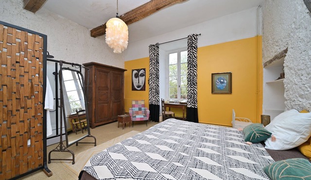 Room 'Ufri' with Shared Pool, Shared Terrace and Wi-Fi