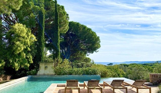 Sainte-Maxime – Exceptional Bastide with Sea View – Gulf of Saint-Tropez