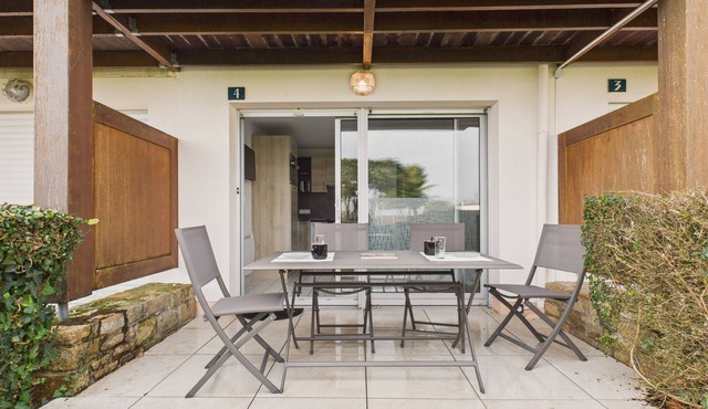 Sea view – Apartment for 4 with terrace
