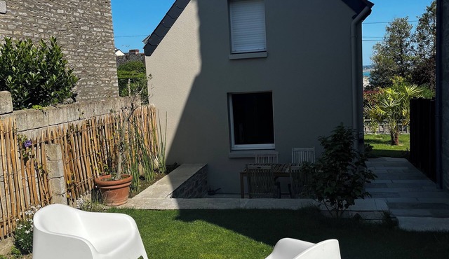 SEA VIEW Renovated house with enclosed garden (4/5 people) NEAR THE GREAT BEACH