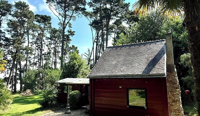 Seafront chalet
