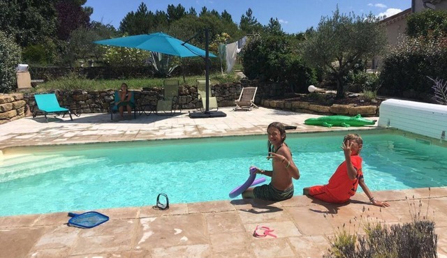Self-contained apartment in the countryside - South Ardèche with shared pool.