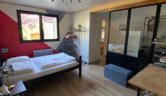 Single-storey, bucolic T 2 in the Combrailles region of Puy-de-Dôme.