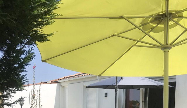Single Storey House, Residential Area in Saintes