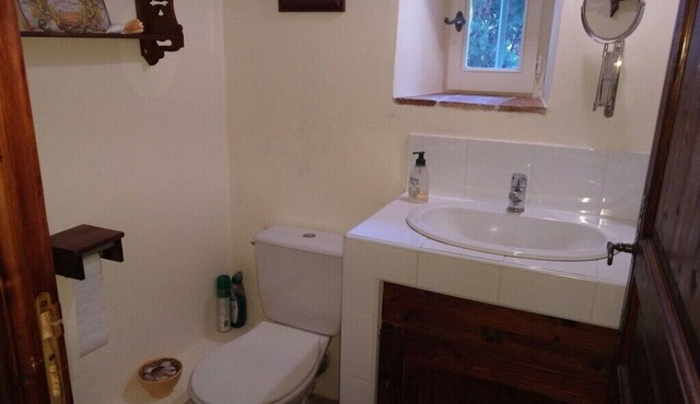 Spacious 6 Persons Close to Shops