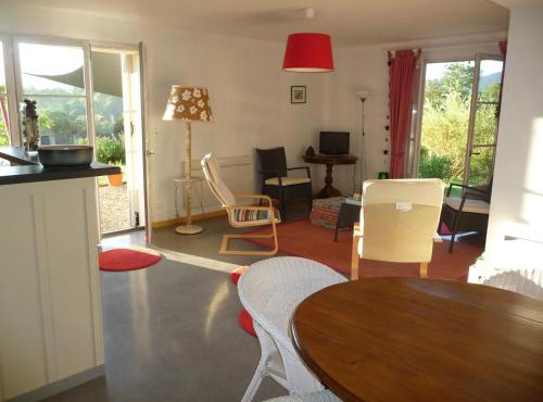 Splendide vue Pyrénées, Rez de jardin 2 chambres