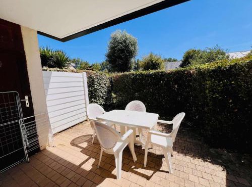 Studio avec terrasse, jardin et piscine, proche plage et thalasso - Quiberon - FR-1-478-179