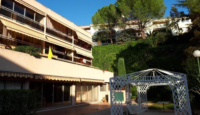 studio centre ville proche mer