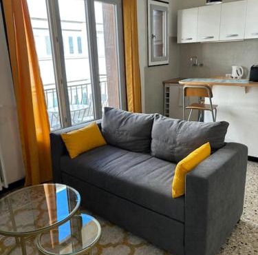 Studio climatisé - 3min à pied Gare Saint Charles - 15 min à pieds du Vieux port