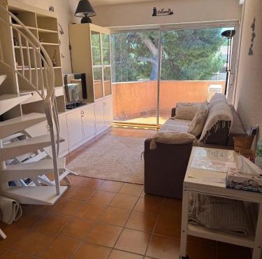 Studio La Couronne Plage 5 mn à pied & Gare à 8 mn avec climatisation