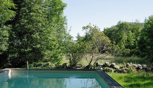Studio Le 4, un nid douillet dans un parc verdoyant au pied du Canigou