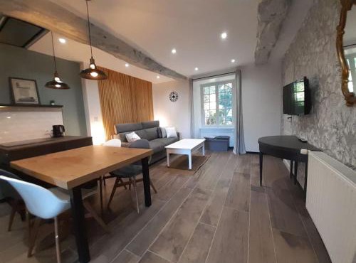 Studio meublé avec terrasse axe Rennes Saint Malo