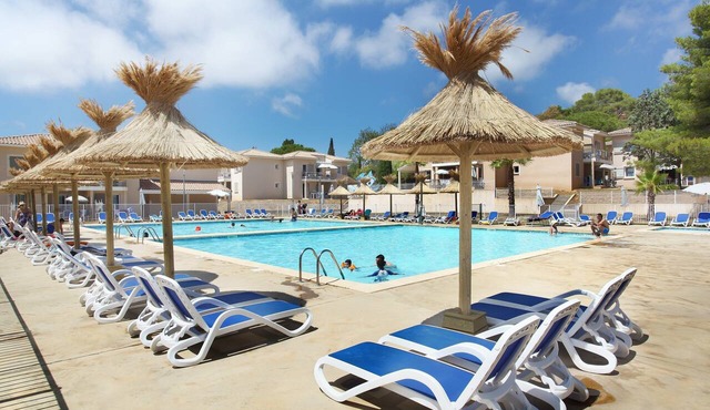 Studio Rénové 400m de la Plage | Accès 2 Piscines
