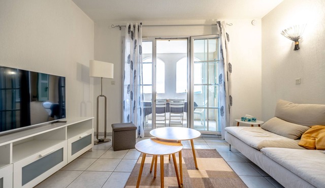Superb apartment with swimming pool