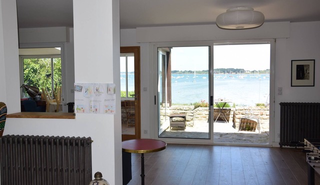 Superb house with garden and breathtaking view of the Gulf of Morbihan