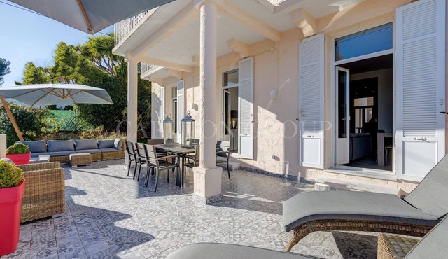 Superb villa in Cannes - residential area with all amenities
