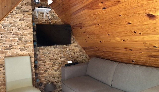 T2 Mountain Chalet for Ski, Cure, Rando